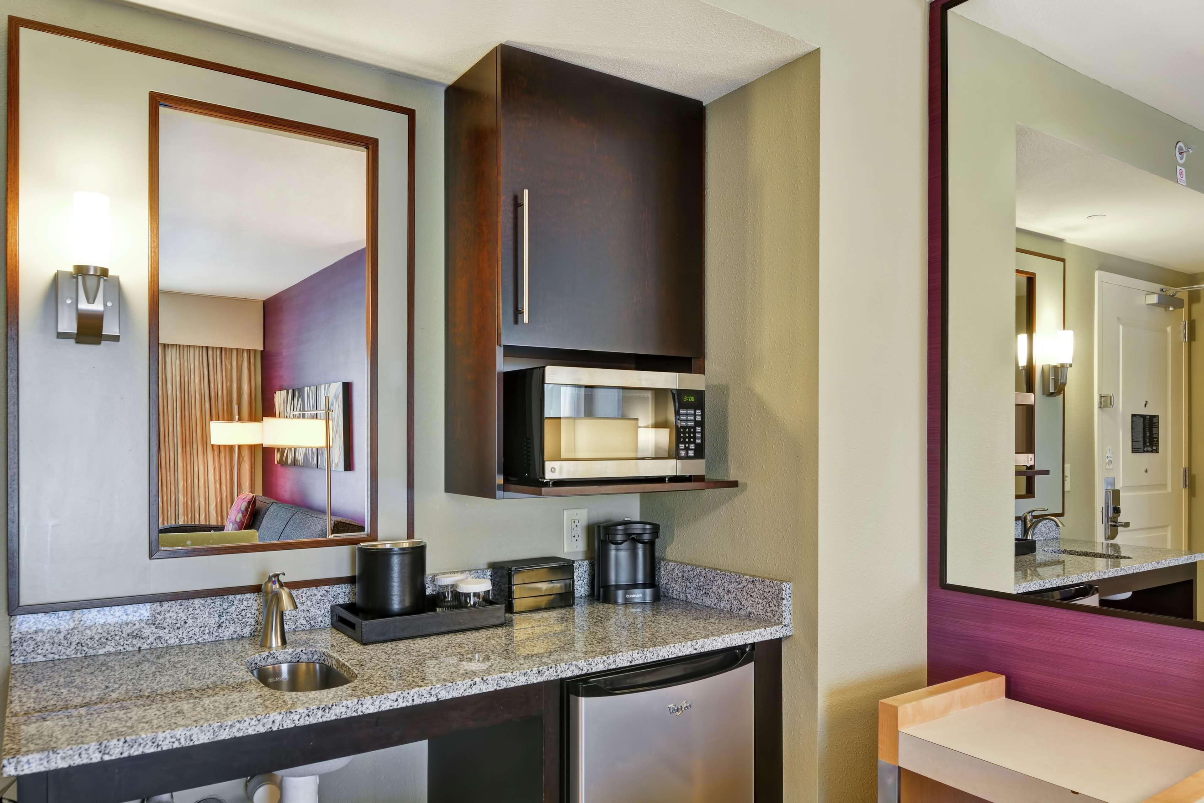 Embassy By Hilton Durham Airport Brier Creek Raleigh