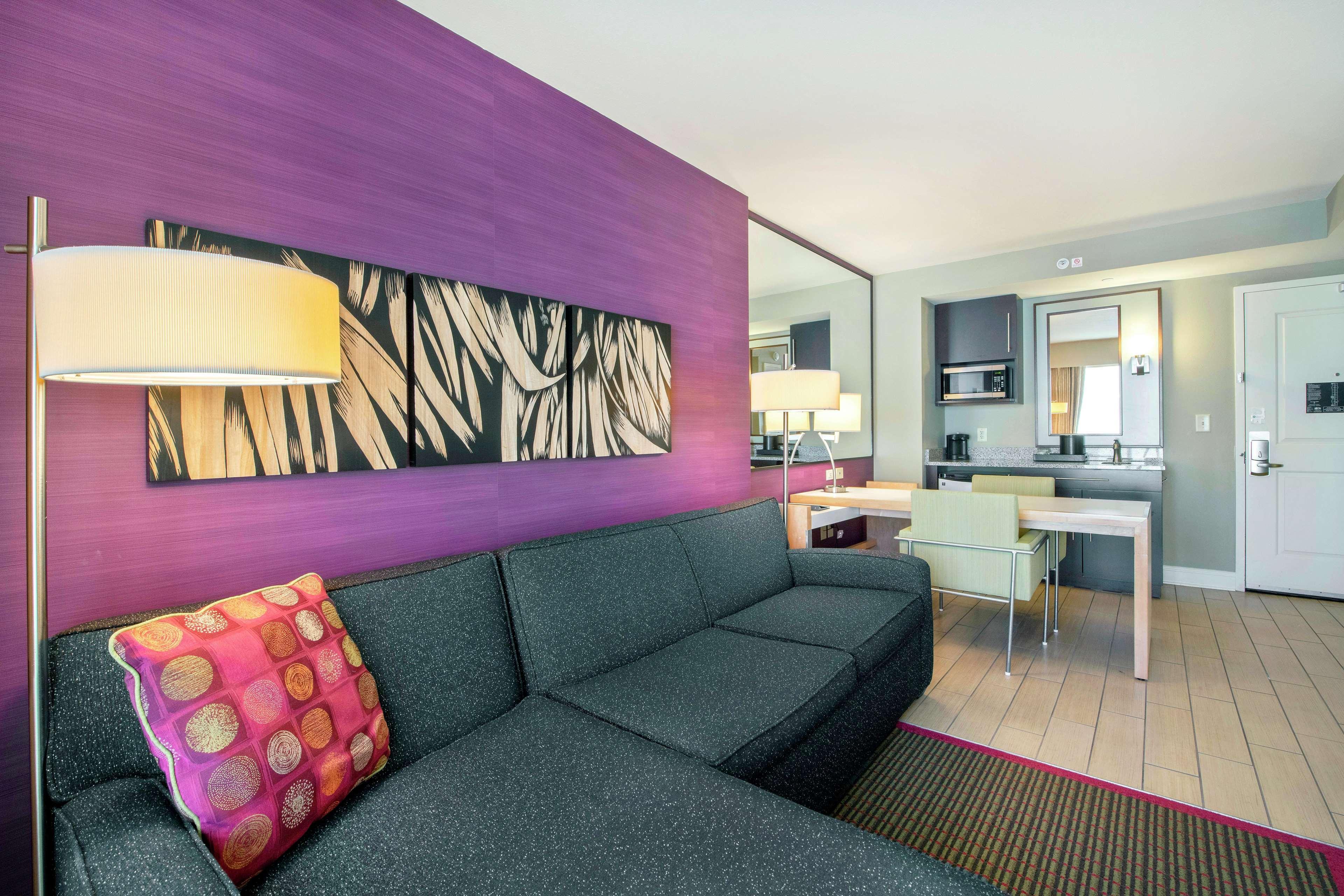 Hotel Embassy By Hilton Durham Airport Brier Creek